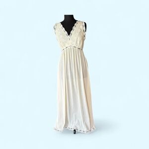 Vintage Fischer Heaven Lingerie Ivory White Lace Trim Maxi Nightgown Slip Y2K